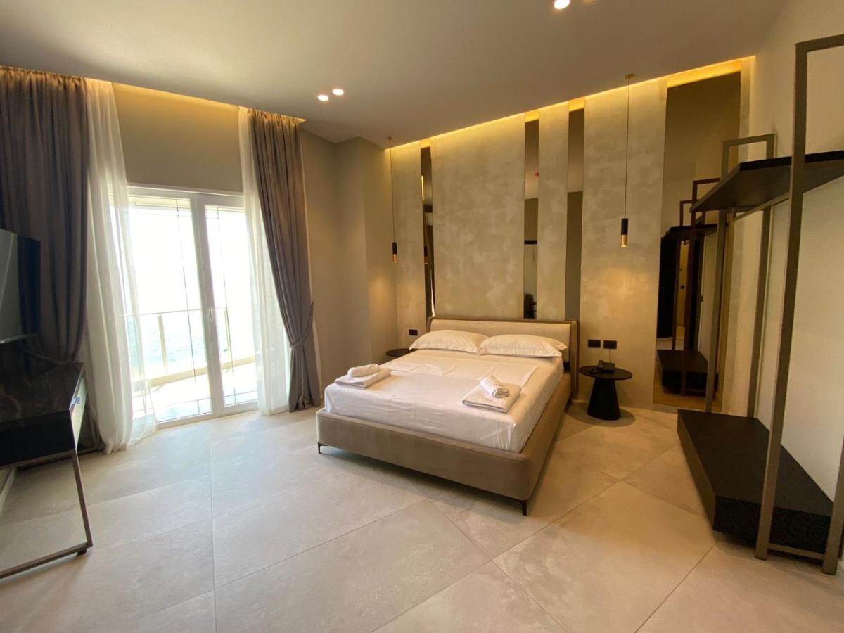 Nuna Hotel Radhimë 외부 사진